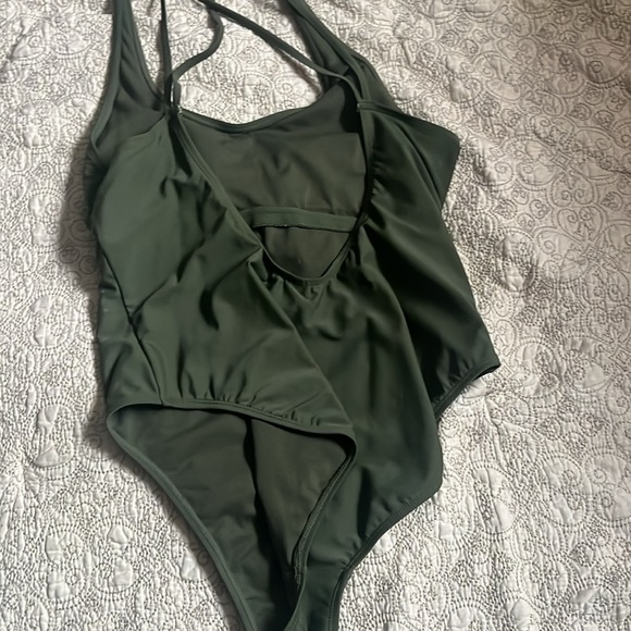 Army, green, bathing, suit, size extra large - Picture 3 of 4